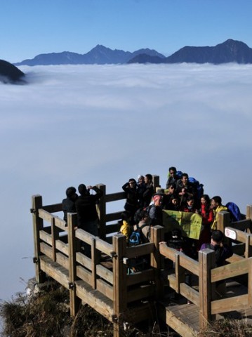 成都旅游攻略，在巴适与火辣之间，找到自己的节奏
