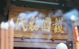 成都开往毕棚沟，这条自驾路藏着川西最野的秋天