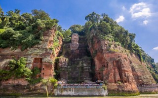 乐山大佛深度登山黄龙溪古镇一日游